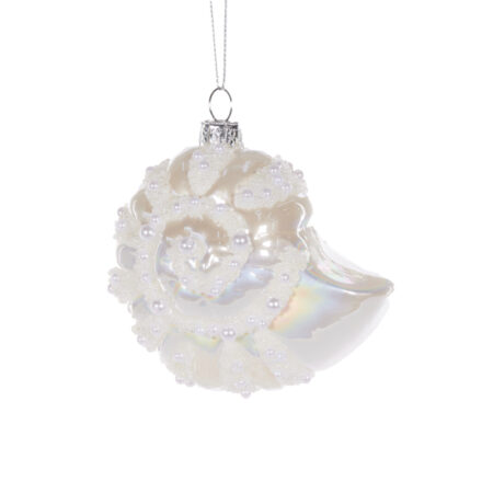 5250470 Shell With Pearls