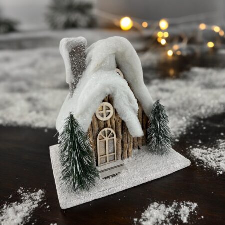 5251029 SM Snowy Log Cabin